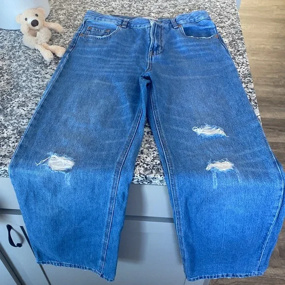 ZARA distressed jeans - Picture 2 of 7